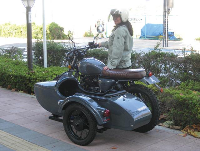 <center>Mutt Motorcycle サイドカー</center>