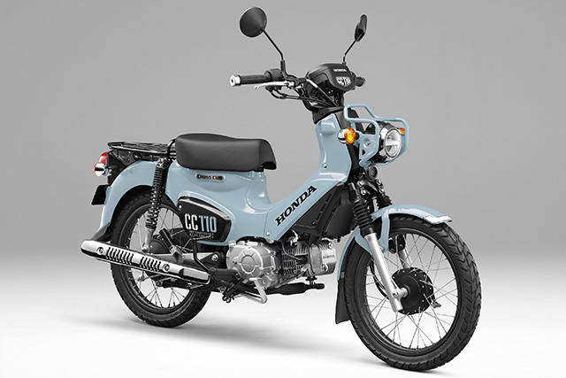 「クロスカブ110」にニューカラー「プコブルー」を採用。2000台数限定で発売