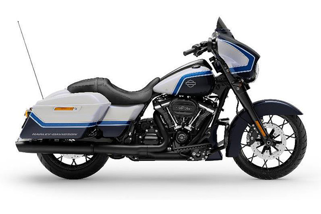 <center>カスタムペイント仕様の「Street Glide Special」</center>