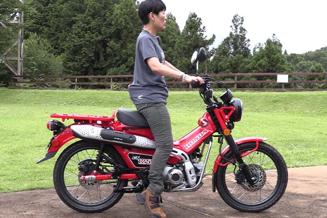 HONDA「CT125・ハンターカブ」足つきインプレ！