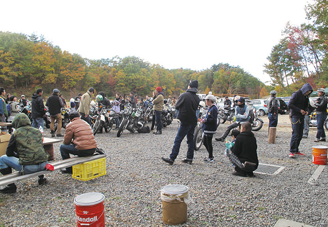 <center>トロフィー主催の芋煮会ツーリング。毎年これを楽しみにしているユーザーはとても多い</center>