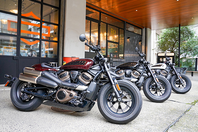 ハイパワーと軽量化を両立した新開発エンジン搭載。オールニューモデル「Sportster S」先行試乗会を開催