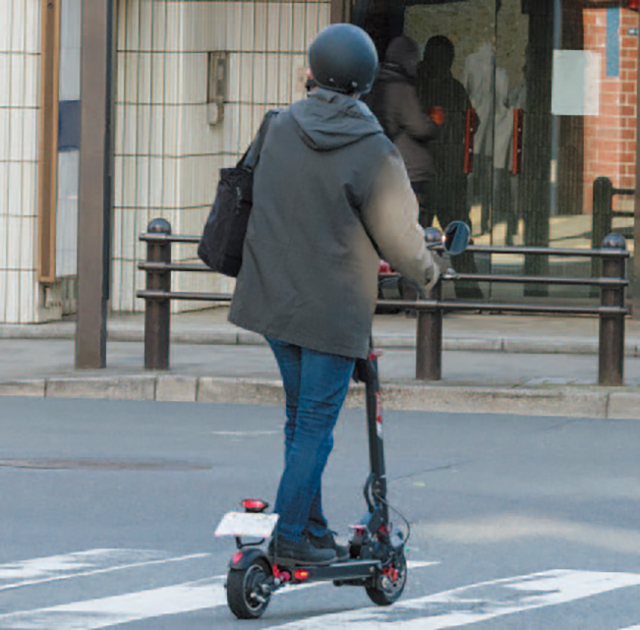 特定小型原付のほか、歩道や路側帯の通行が可能な『特例特定小型原付』も新設