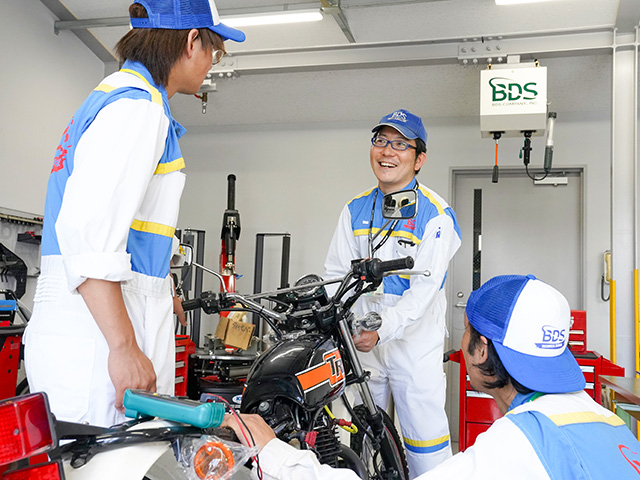BDSテクニカルスクールは、独自のカリキュラムが大きな特長！
