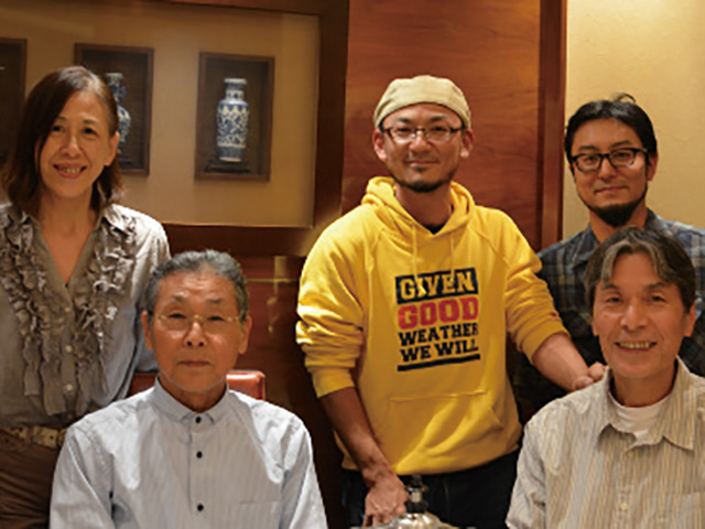 2013年、創業者中山博氏が取締役社長を辞任し、中山氏のもとで、20年間共に開発に携わってきた上山さんが新社長として就任した