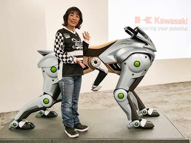 4本足新型モビリティ「CORLEO(コルレオ)」またがりインプレ⁉