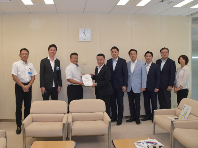 四輪との駐車場格差解消に向け、AJ東京が要望書を提出